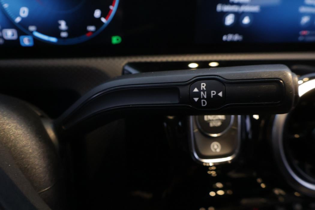 MERCEDES-BENZ CLA 2019