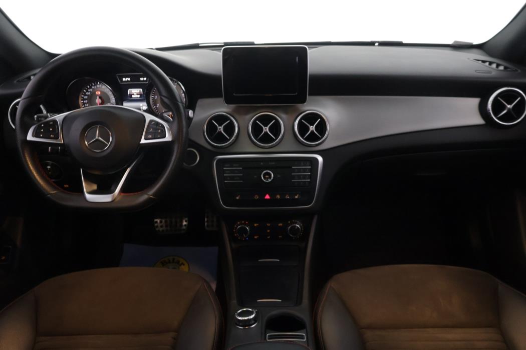 MERCEDES-BENZ CLA 2015