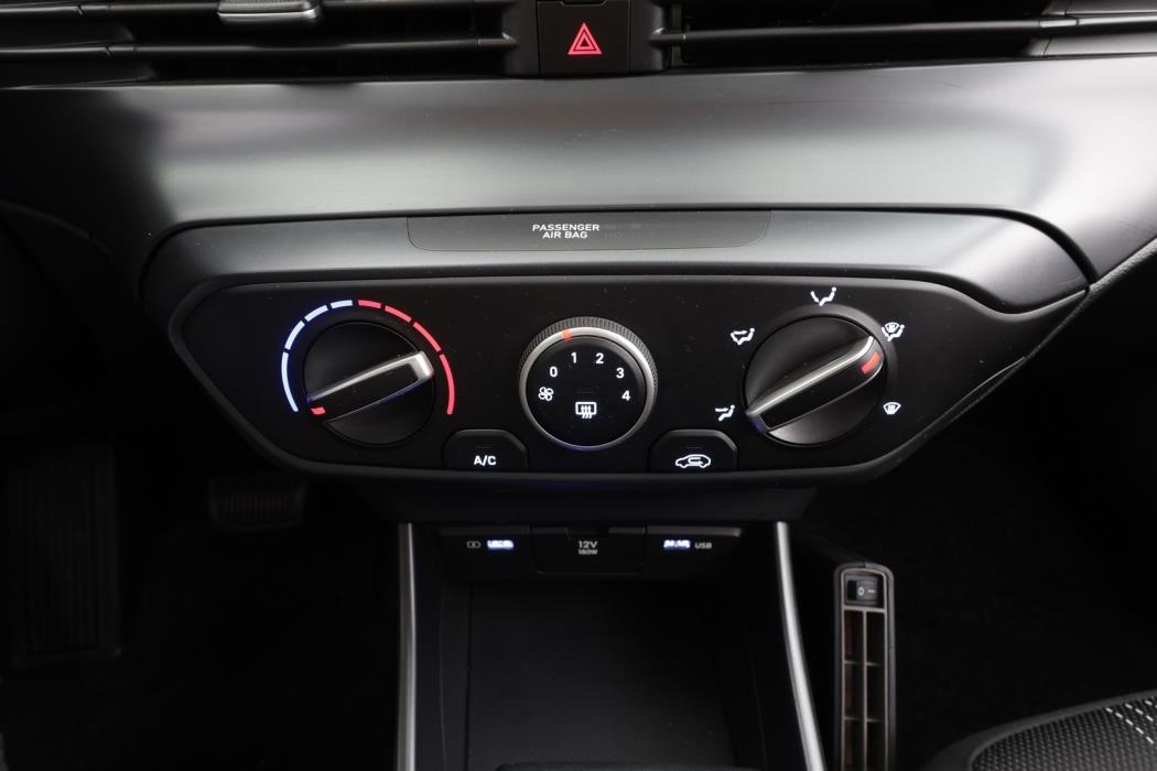 HYUNDAI i20 Hatchback 2023