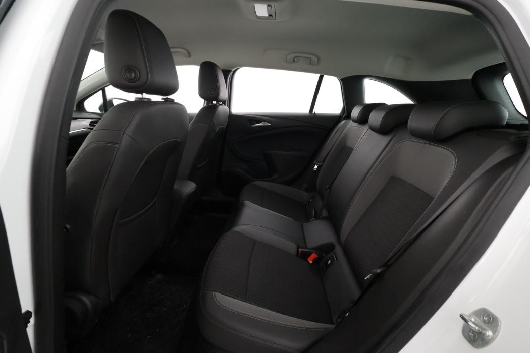 OPEL ASTRA 2022
