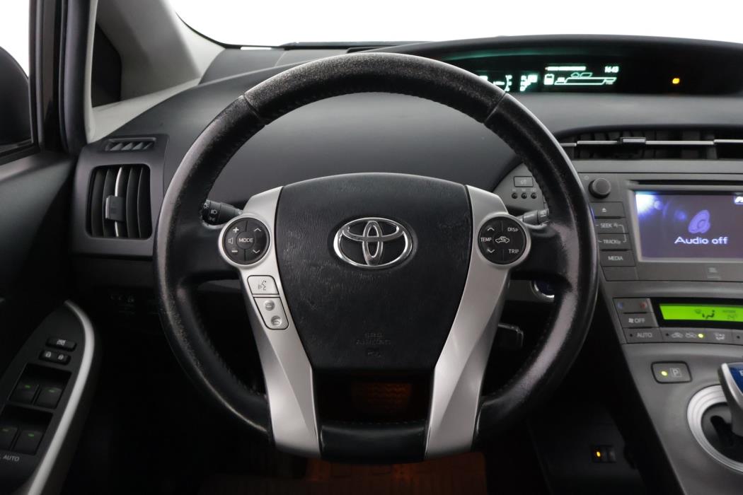 TOYOTA PRIUS 2015