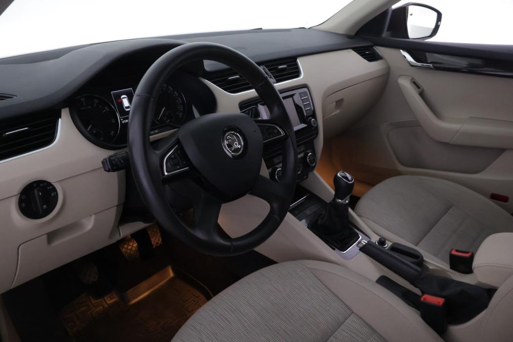 SKODA Octavia 2015