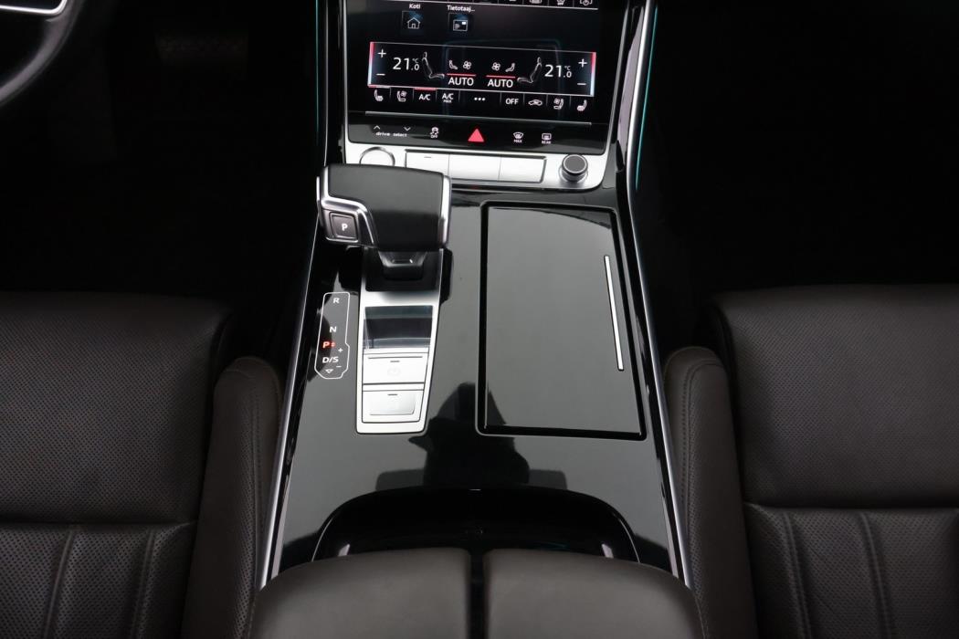 AUDI A8 2020