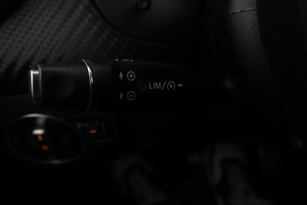 MERCEDES-BENZ A 2014