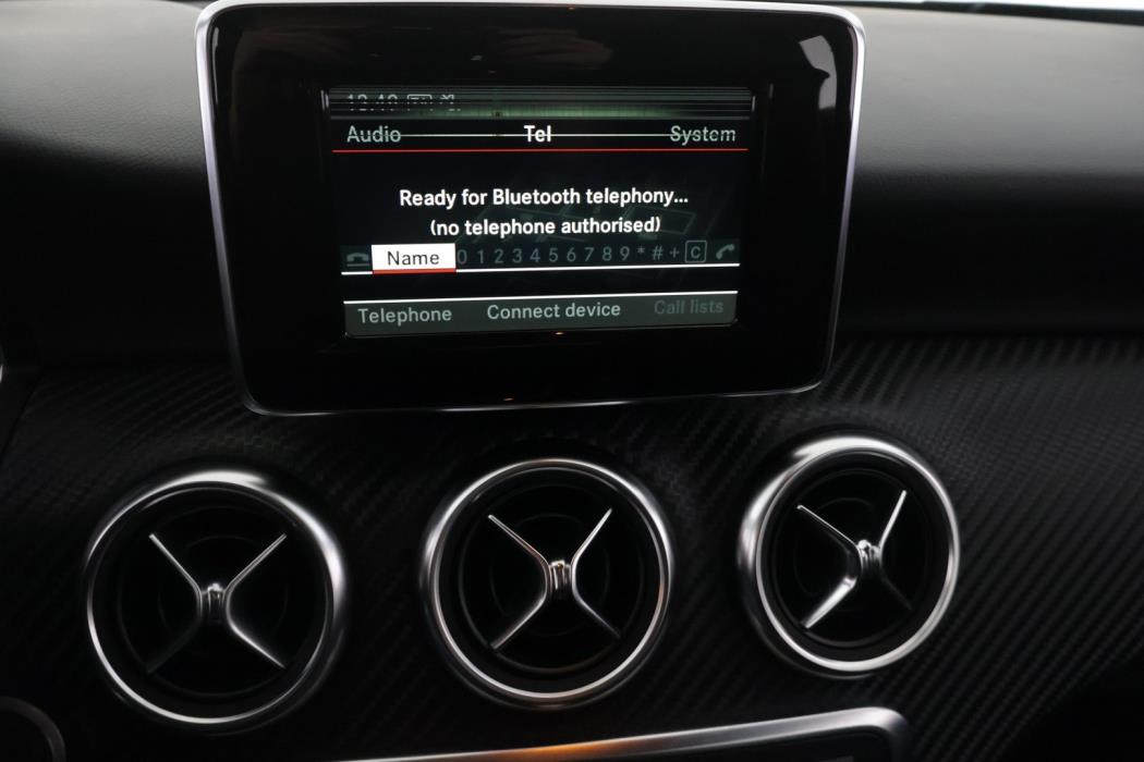 MERCEDES-BENZ A 2014