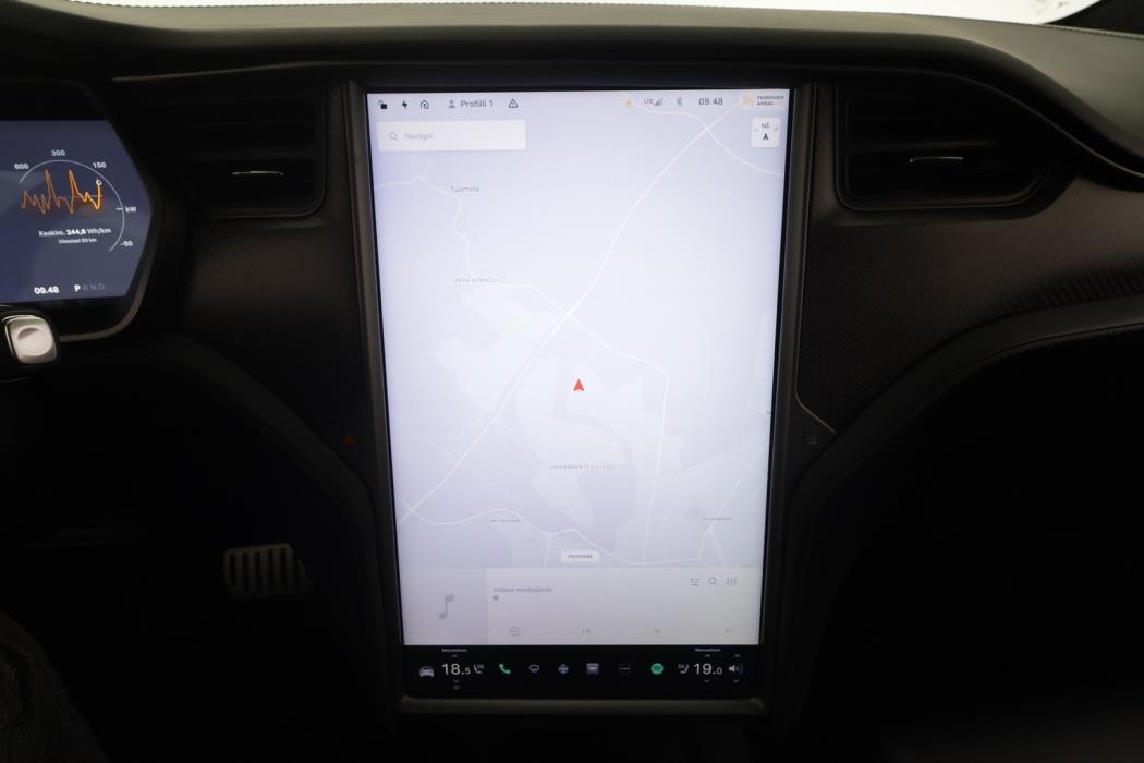 TESLA Model X 2019
