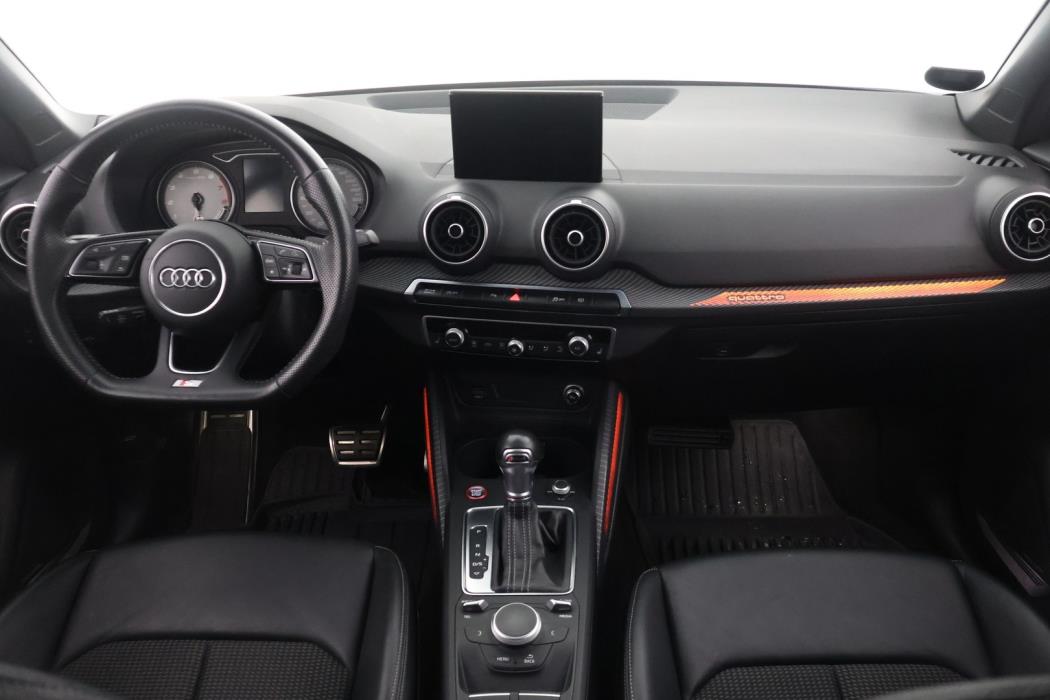 AUDI SQ2 2020