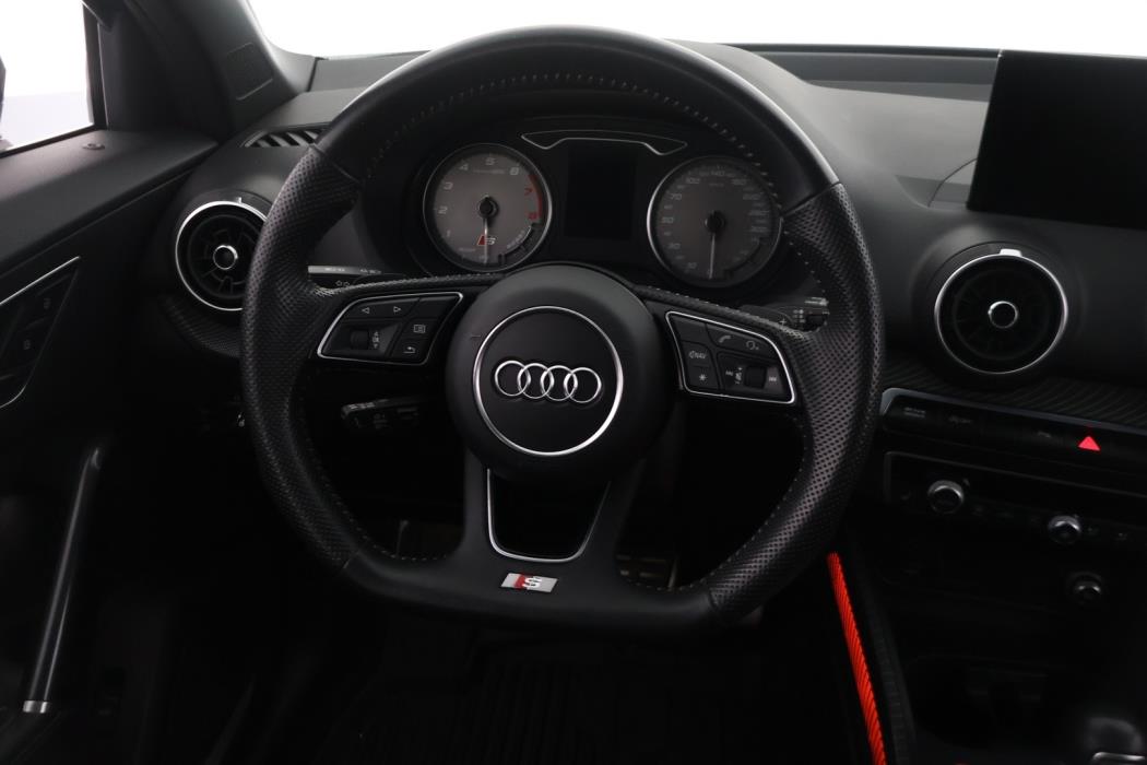 AUDI SQ2 2020