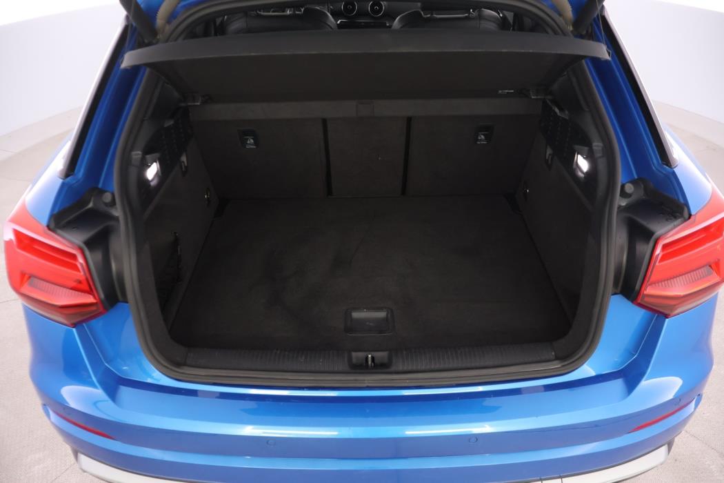 AUDI SQ2 2020