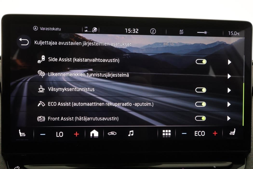 SKODA Enyaq 2022
