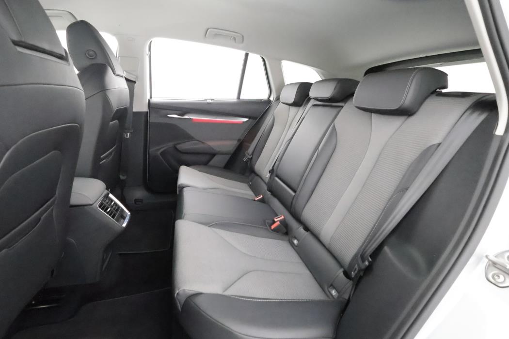 SKODA Enyaq 2022