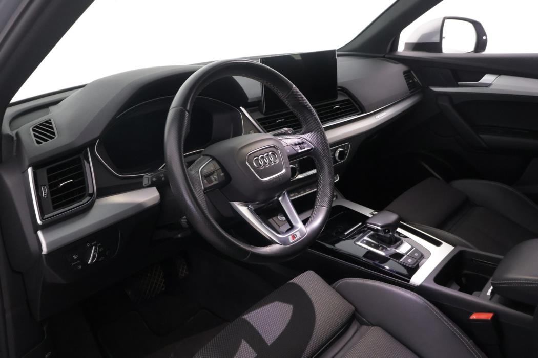 AUDI Q5 2021