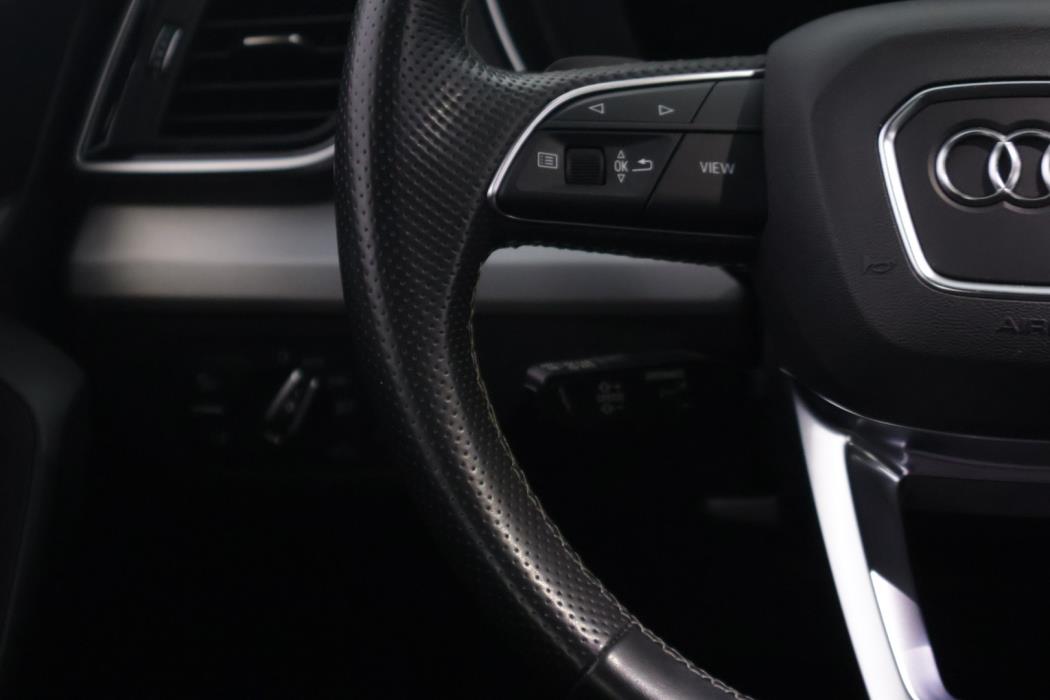 AUDI Q5 2021