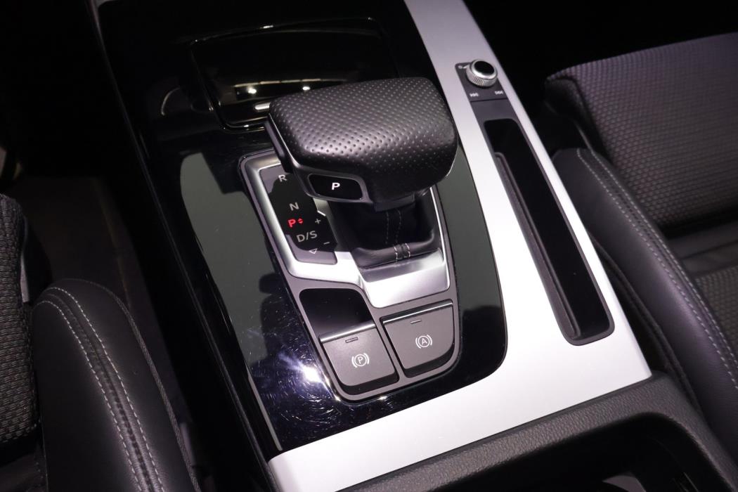 AUDI Q5 2021