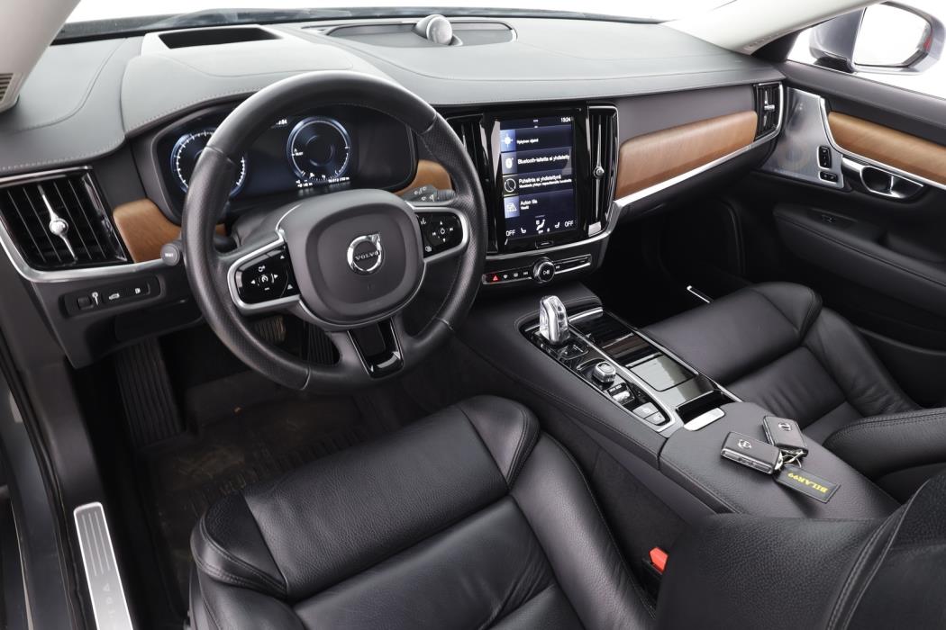 VOLVO V90 2019