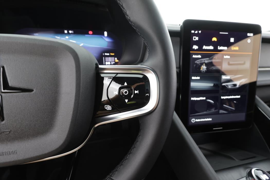 POLESTAR 2 2025