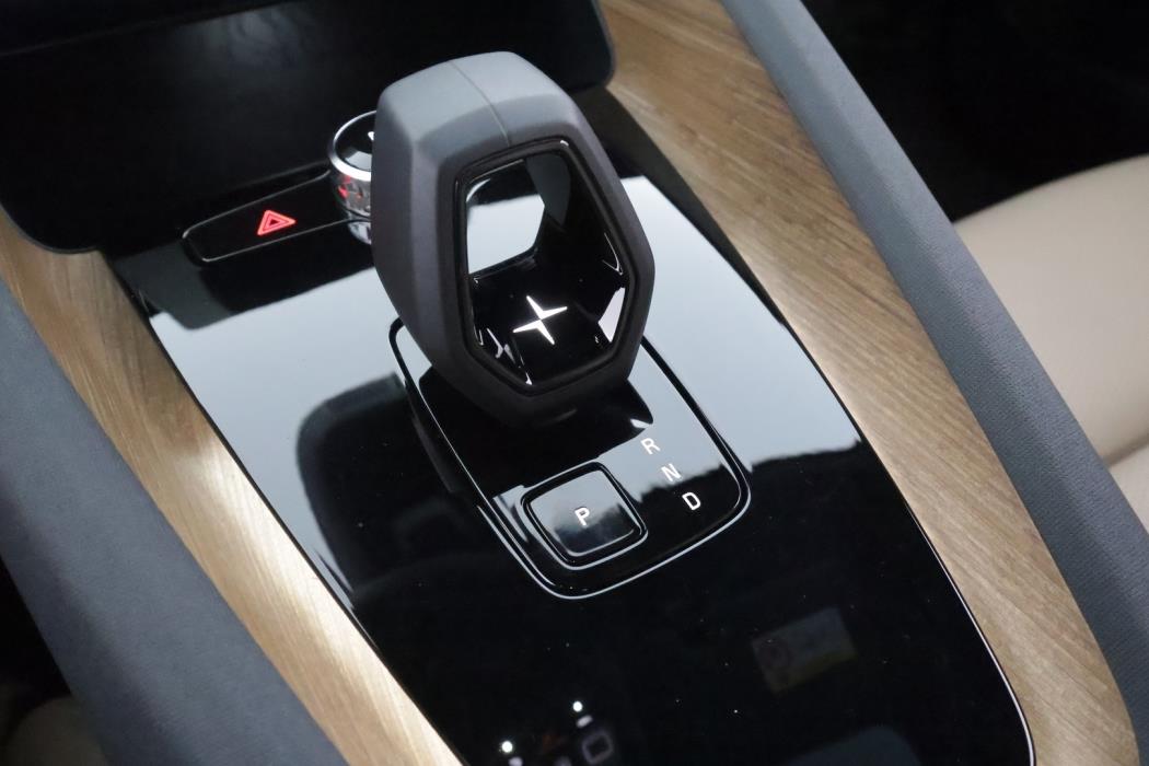 POLESTAR 2 2022