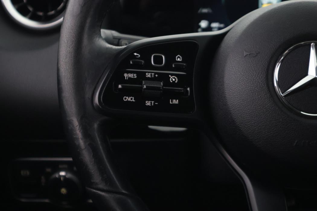 MERCEDES-BENZ B 2019