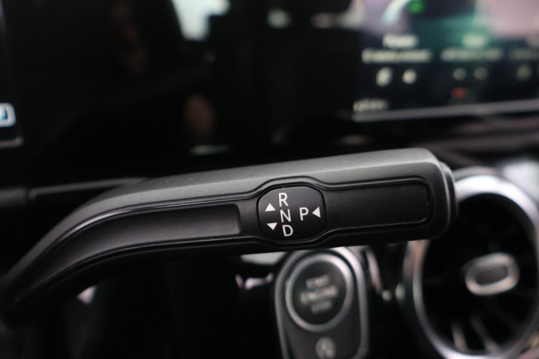 MERCEDES-BENZ B 2019