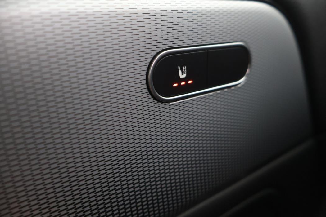 MERCEDES-BENZ B 2019