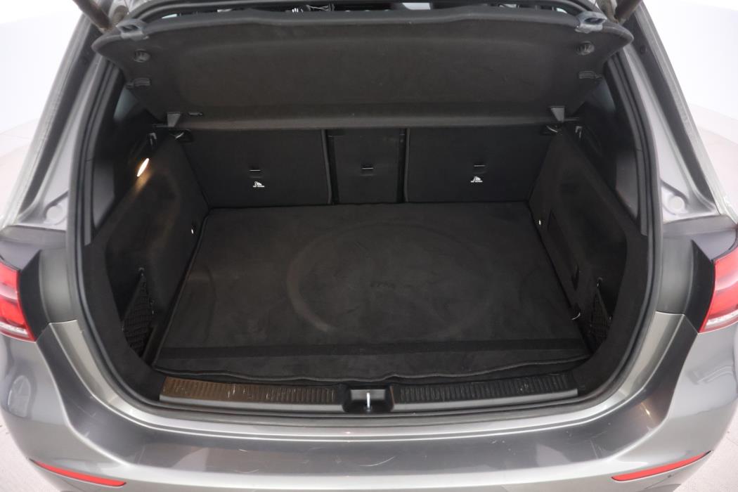 MERCEDES-BENZ B 2019