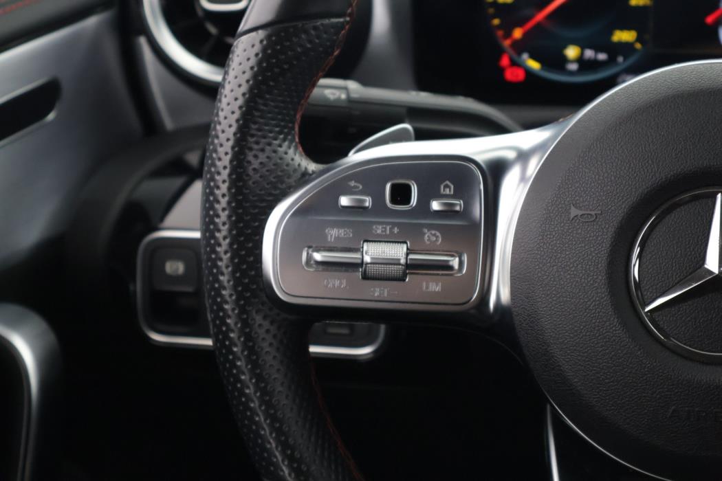 MERCEDES-BENZ CLA 2021