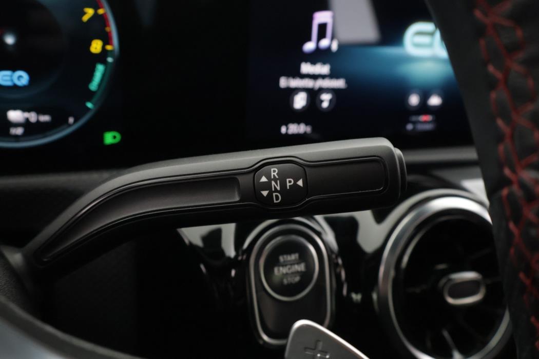 MERCEDES-BENZ CLA 2021