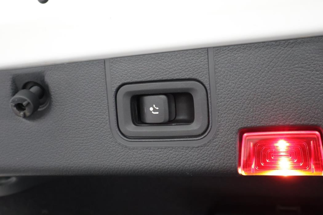 MERCEDES-BENZ CLA 2021