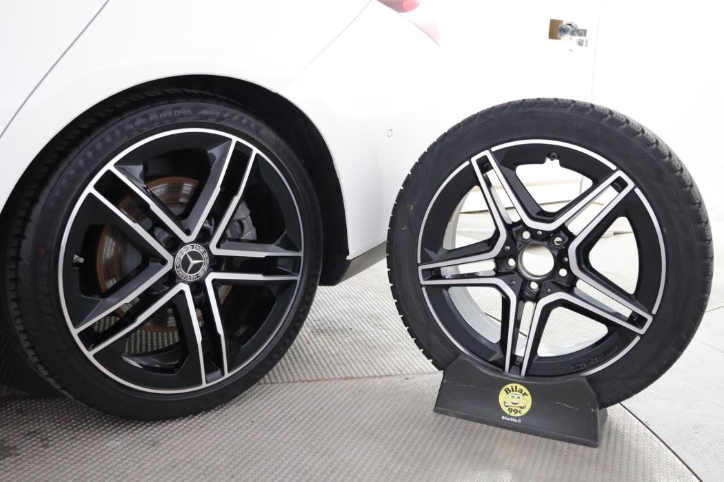 MERCEDES-BENZ CLA 2021