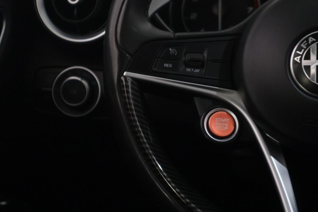 ALFA ROMEO Giulia 2017