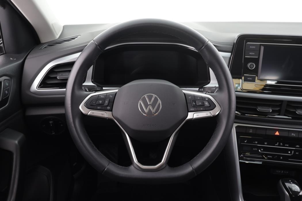 VOLKSWAGEN T-Roc 2024