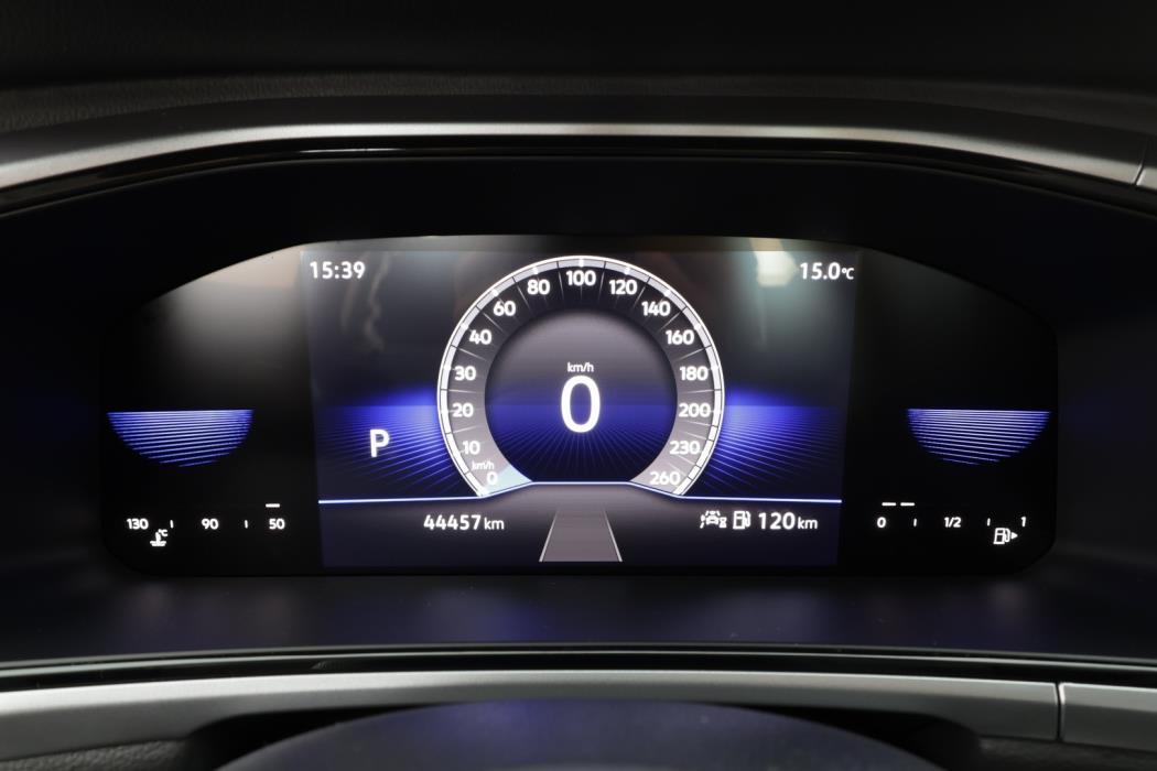 VOLKSWAGEN T-Roc 2024