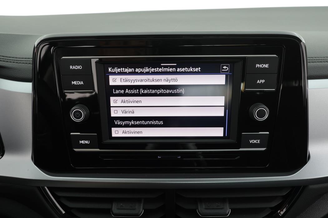 VOLKSWAGEN T-Roc 2024