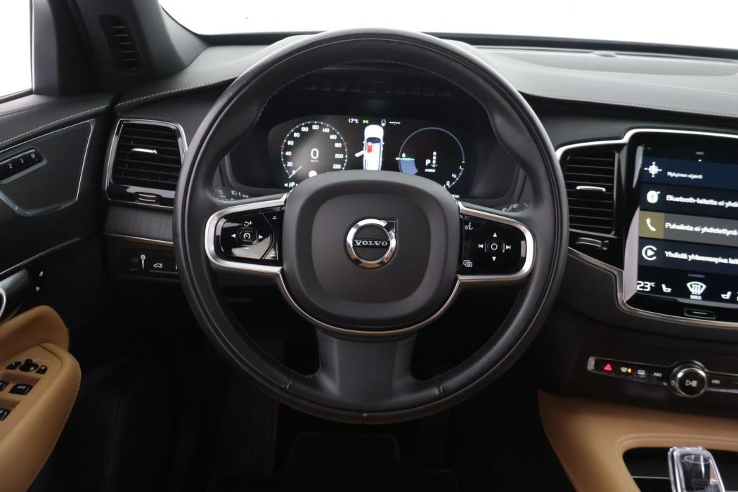 VOLVO XC90 2021