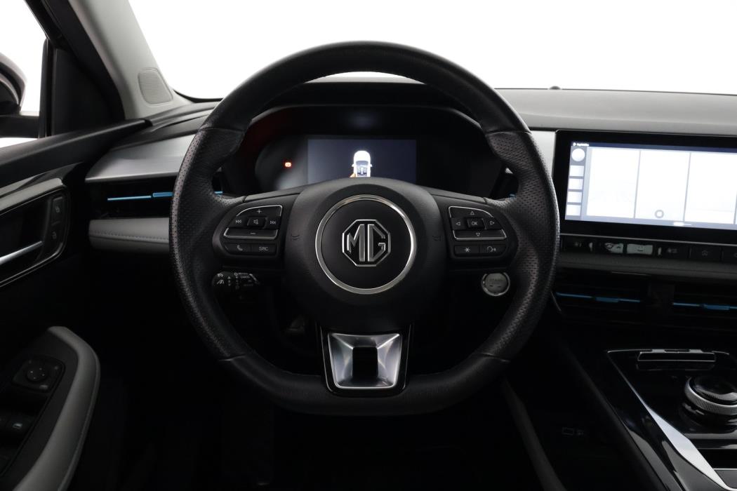 MG MG5 2022