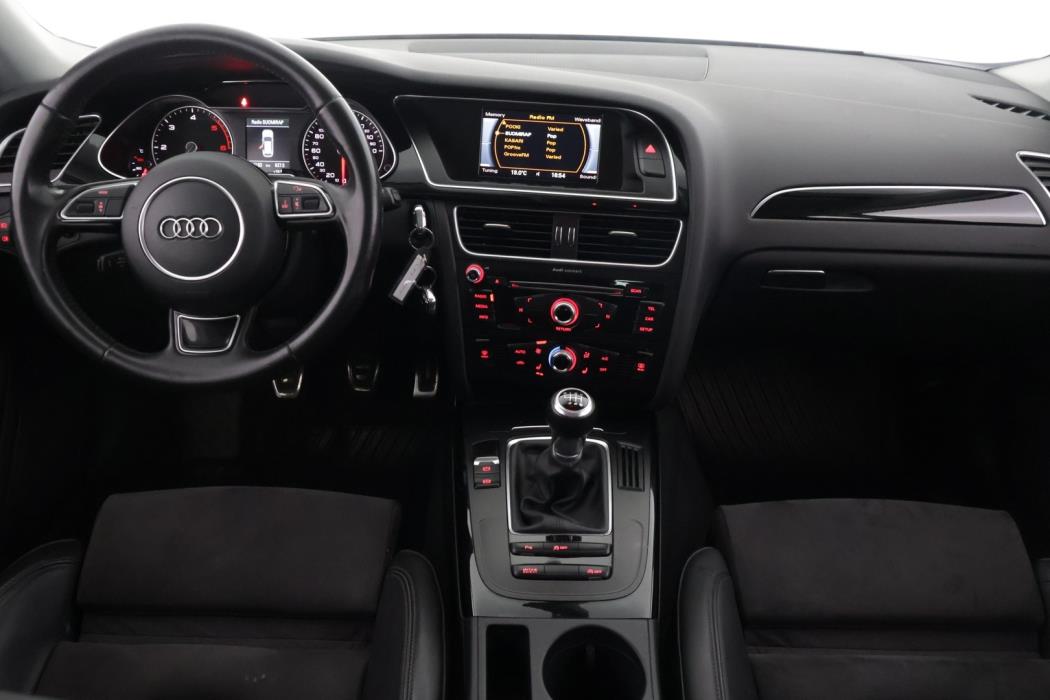 AUDI A4 2014