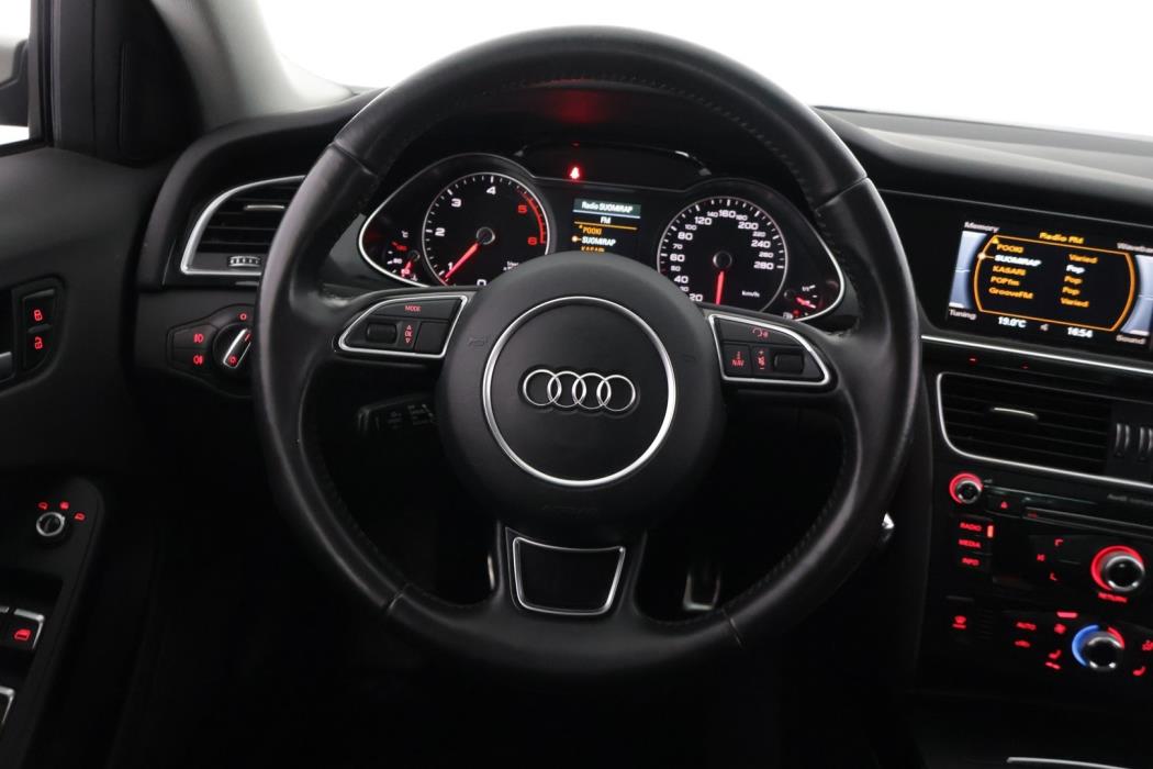 AUDI A4 2014