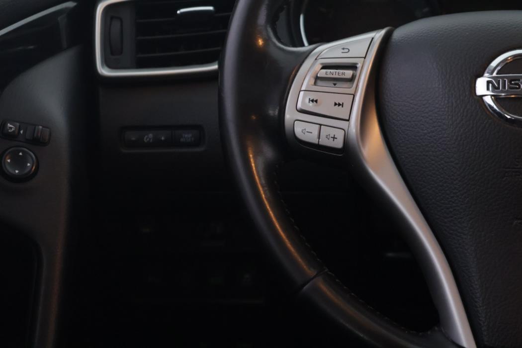 NISSAN Qashqai 2016