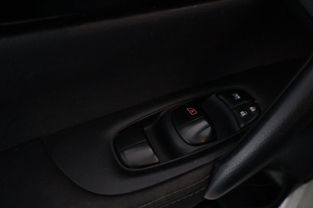 NISSAN Qashqai 2016