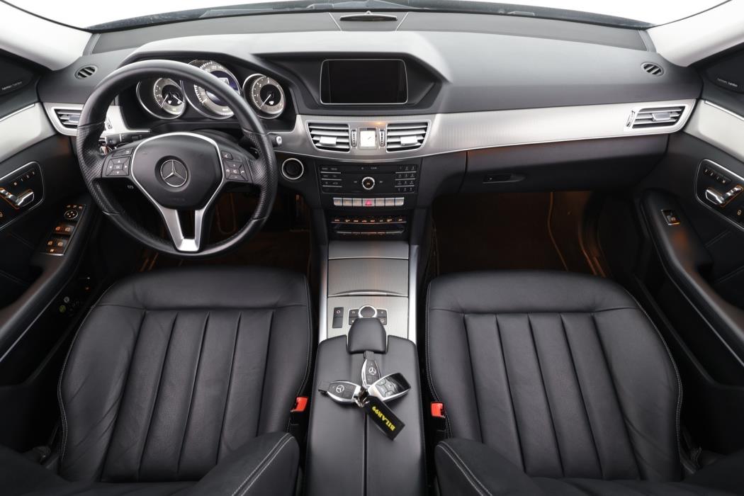 MERCEDES-BENZ E 2016