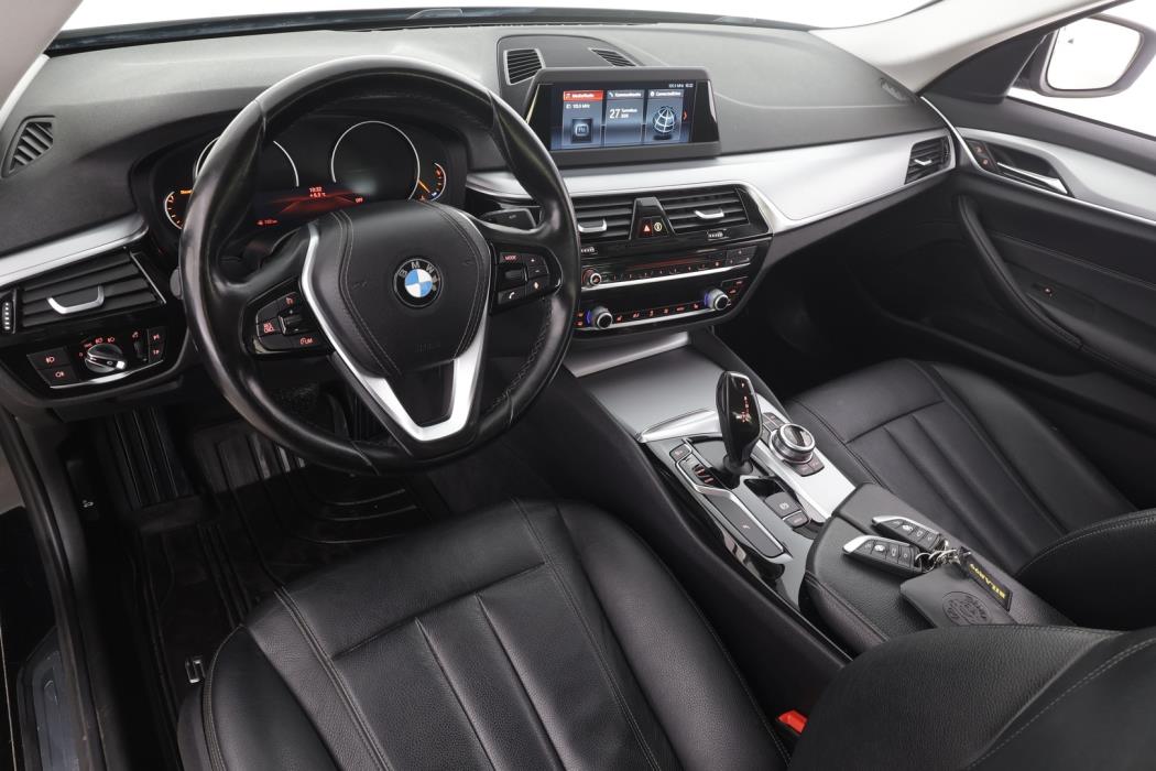 BMW 520 2019