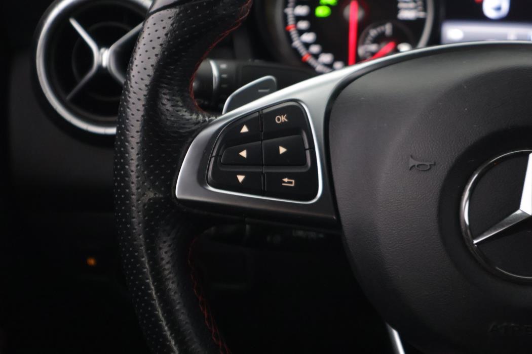 MERCEDES-BENZ CLA 2019