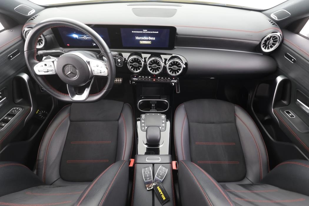 MERCEDES-BENZ CLA 2022