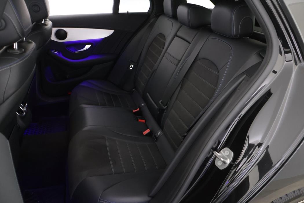 MERCEDES-BENZ C 2021