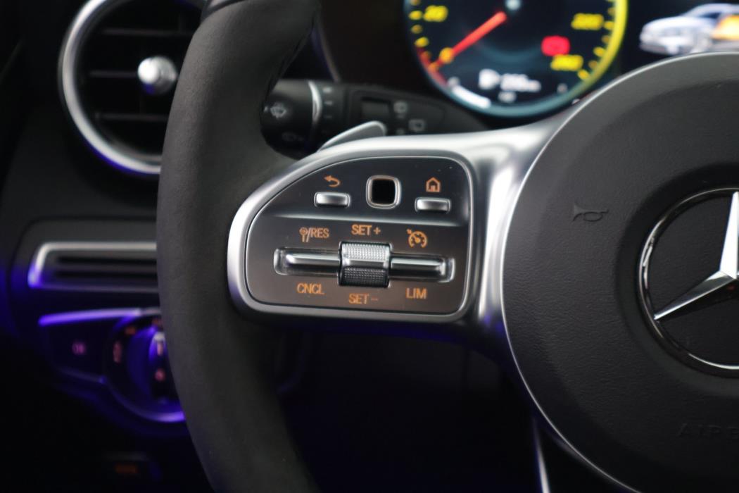 MERCEDES-BENZ C 2021