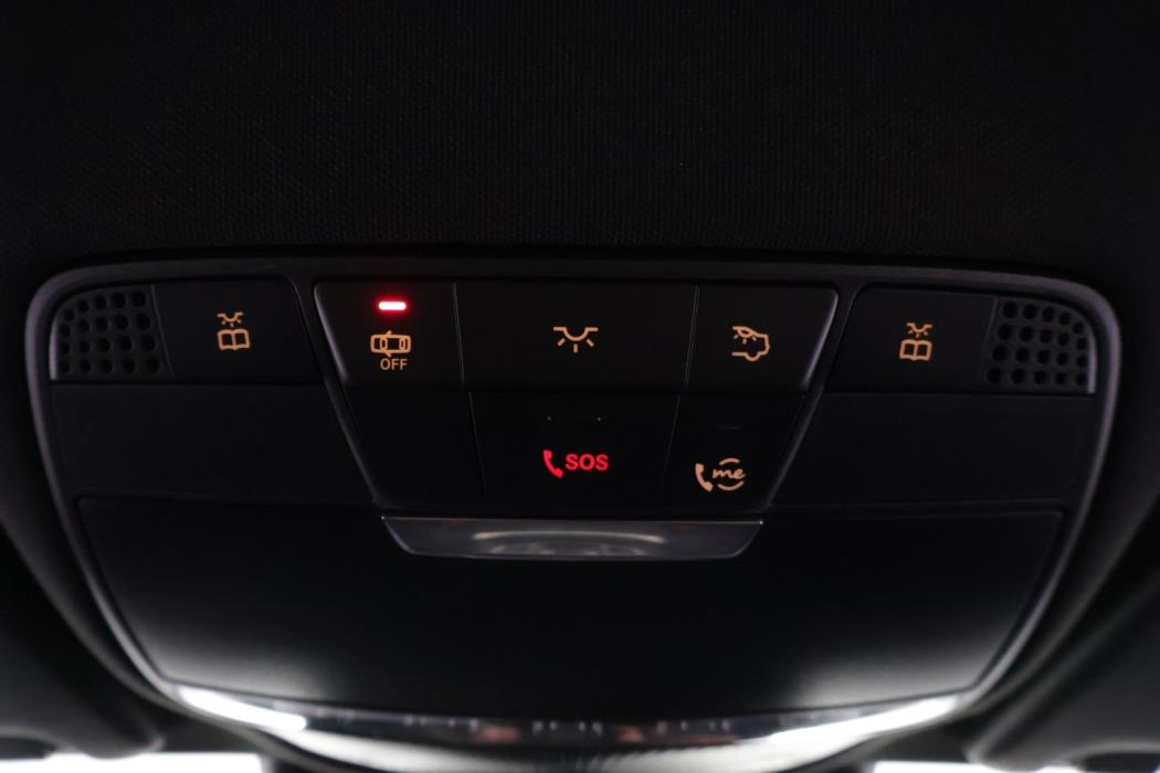 MERCEDES-BENZ C 2021