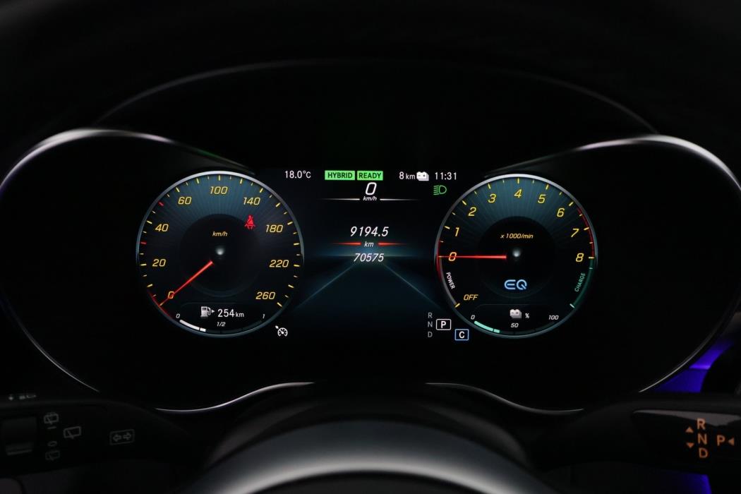 MERCEDES-BENZ C 2021