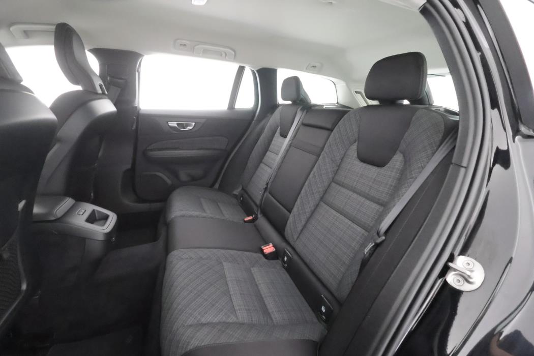 VOLVO V60 Cross Country 2023