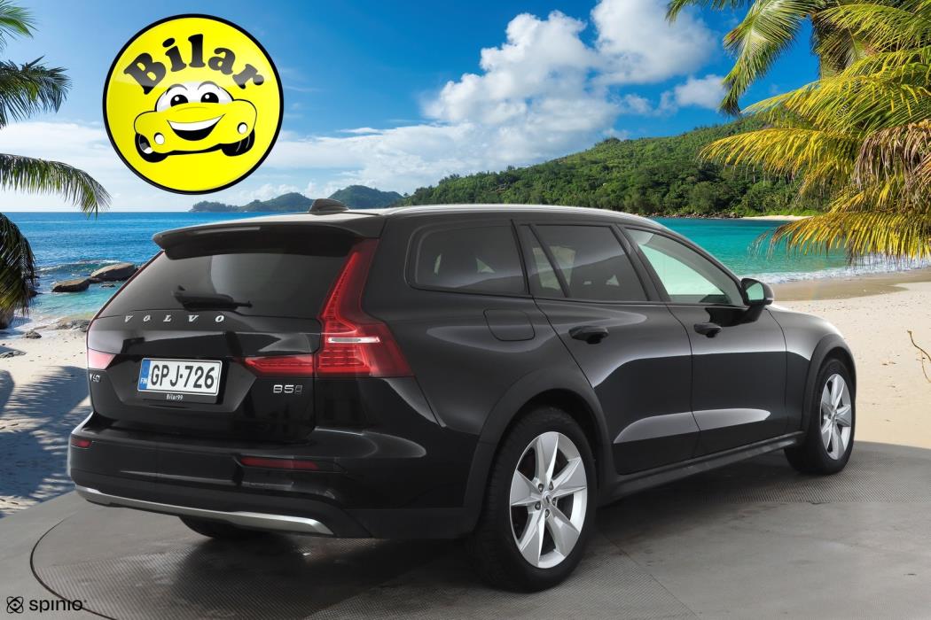 VOLVO V60 Cross Country 2023