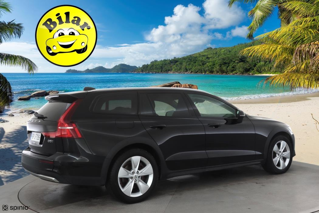 VOLVO V60 Cross Country 2023